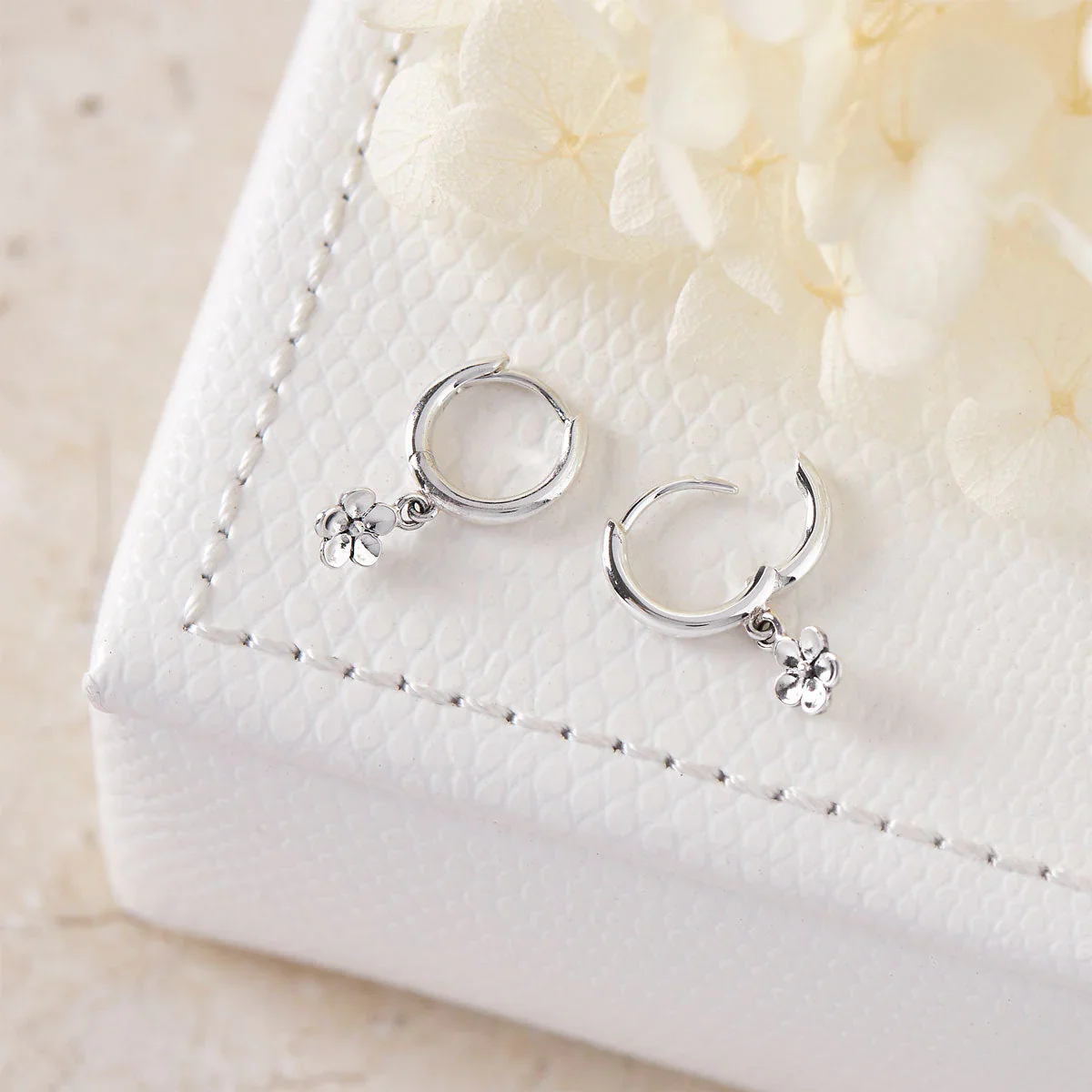 Forget Me Not Huggies - Image 3